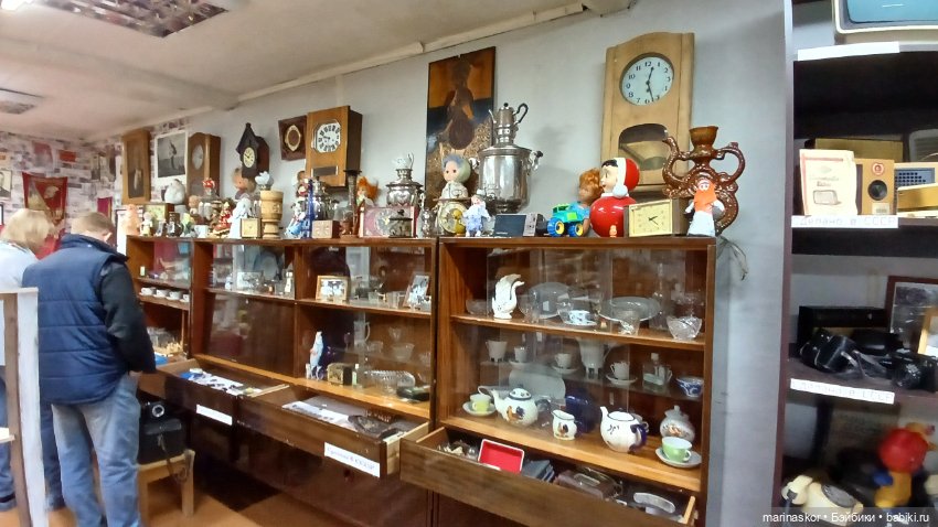 Музей СССР в селе Лядины. Много куколок)))