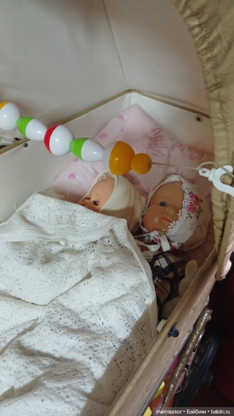 Музей СССР в селе Лядины. Много куколок)))