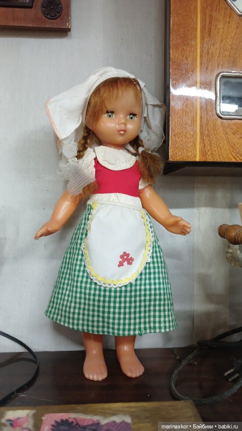 Музей СССР в селе Лядины. Много куколок)))