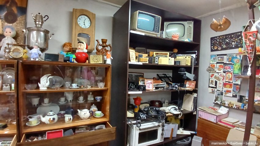 Музей СССР в селе Лядины. Много куколок)))