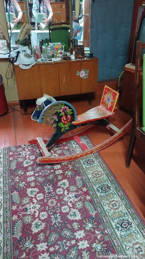 Музей СССР в селе Лядины. Много куколок)))