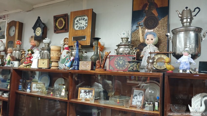 Музей СССР в селе Лядины. Много куколок)))