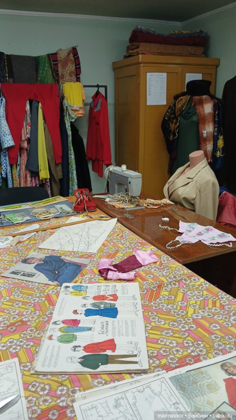 Музей СССР в селе Лядины. Много куколок)))