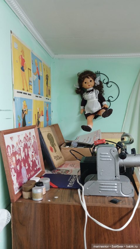 Музей СССР в селе Лядины. Много куколок)))