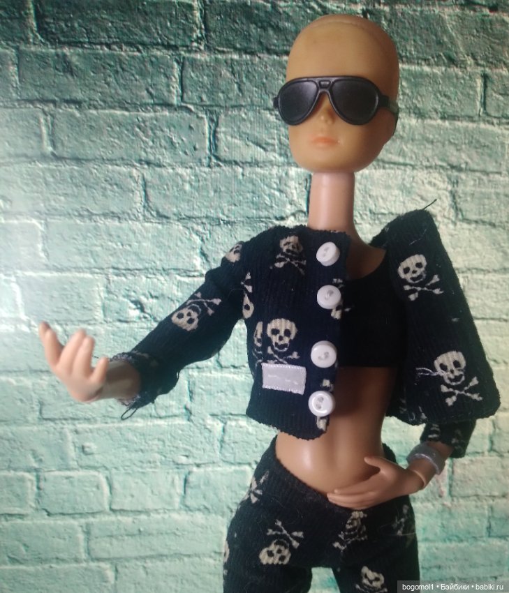 Ну, пора знакомиться — Аналоги Барби и куклы 1/6: клоны 90 (фото 3)