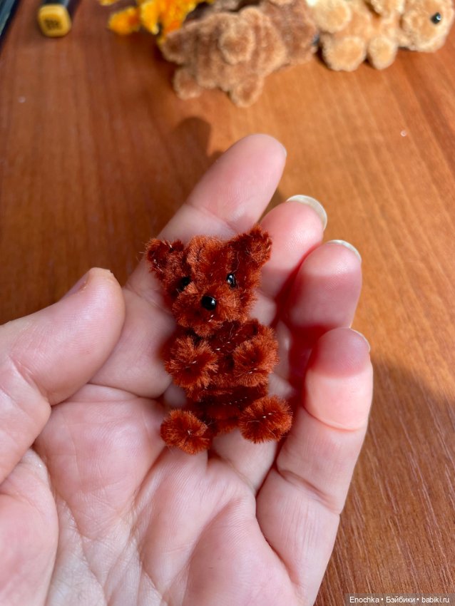 Мои мимишки из синельной проволоки:)