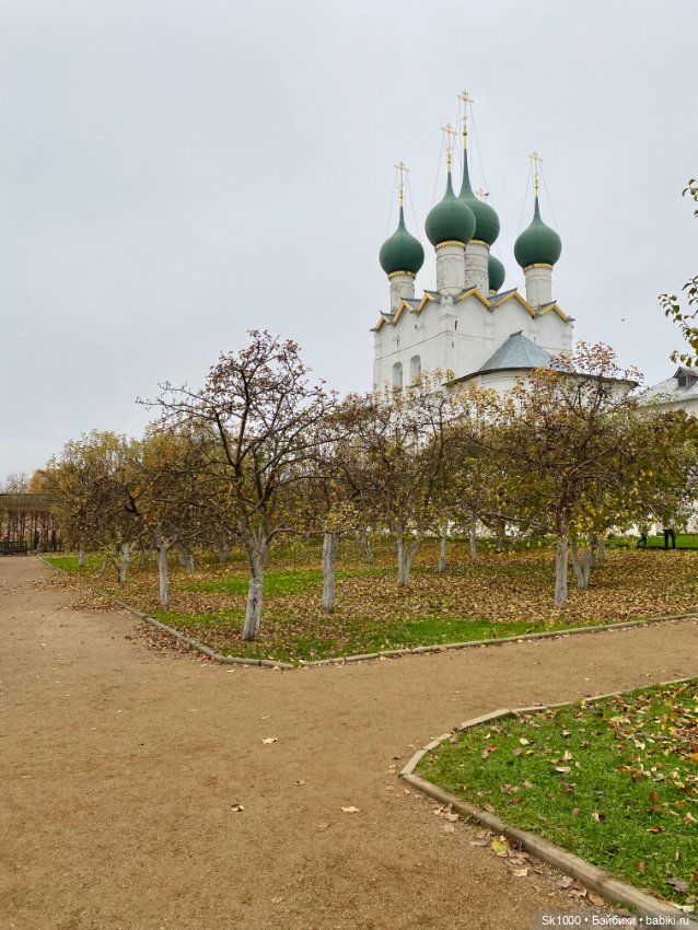 Ростовский Кремль с Оной (авт. Н.Петрова)