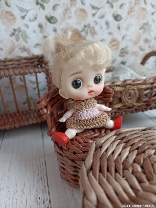 Плетеная спальня для мини-кукол (фото 3)