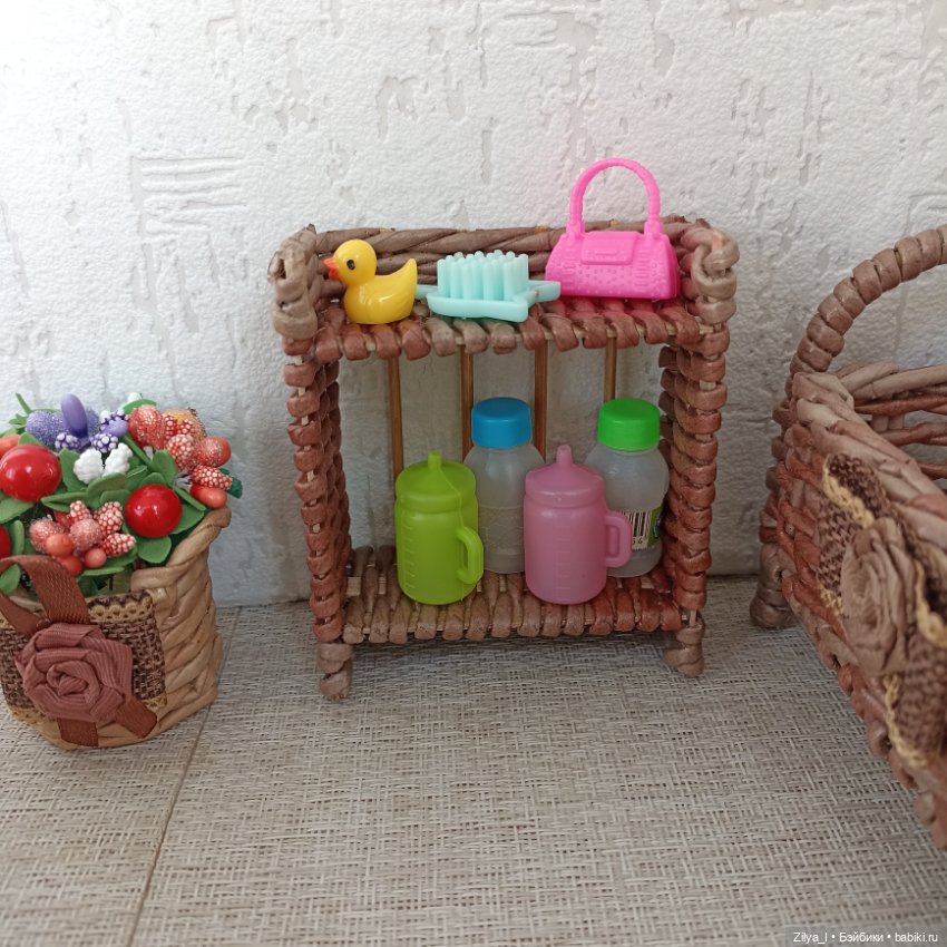 Плетеная спальня для мини-кукол (фото 10)