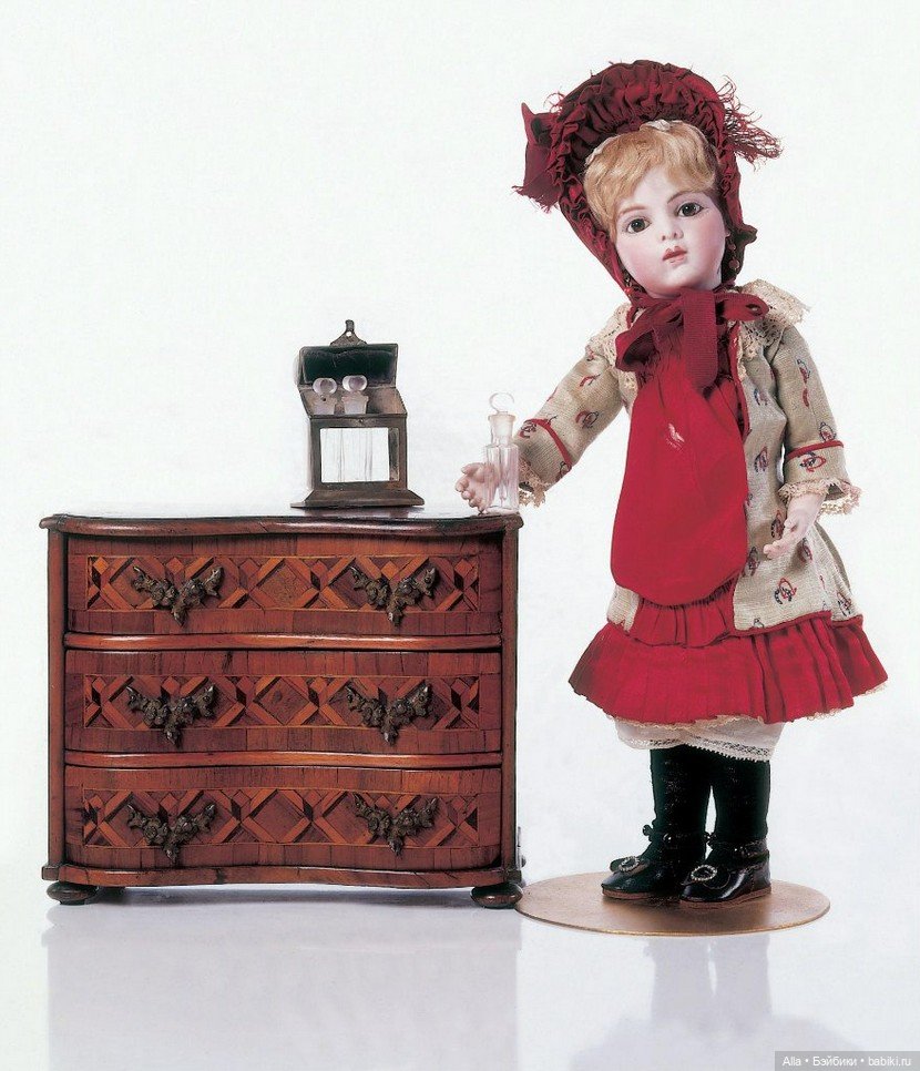 Музей кукол и игрушек - замок Рокка ди Анджера (фото 8)