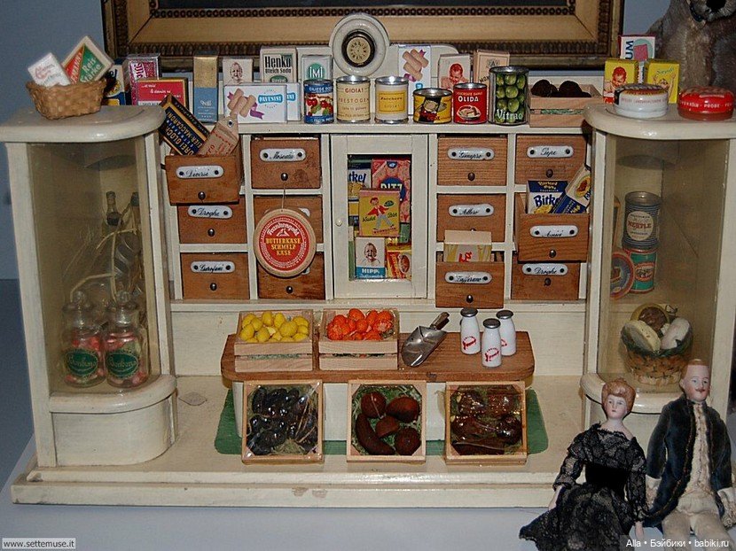 Музей кукол и игрушек - замок Рокка ди Анджера