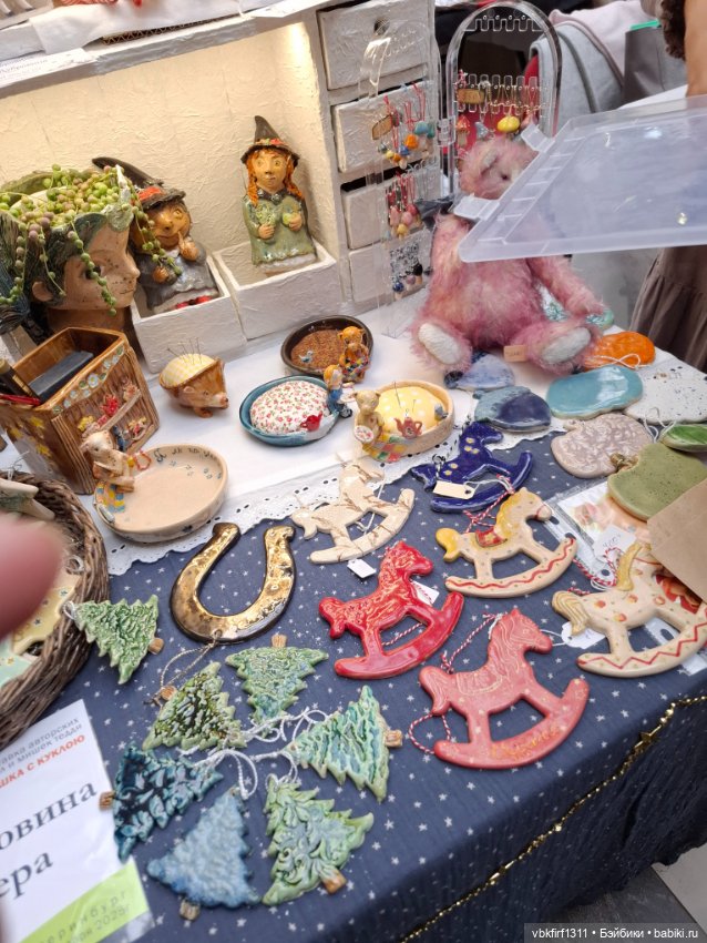 Мишка с куклою — Выставки кукол и мишек Тедди: фоторепортажи (фото 2)