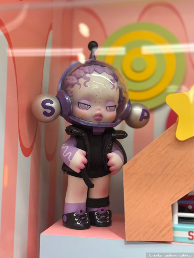 В одном магазинчике Pop Mart