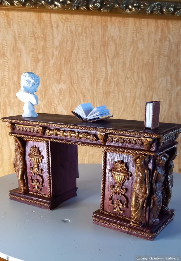 Кукольный кабинетный стол (фото 4)
