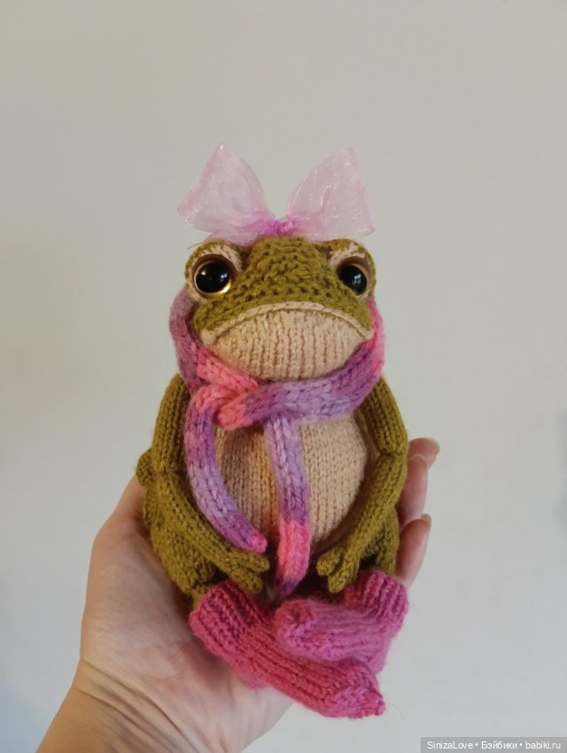 Жабонька Люси — Вязаные игрушки и амигуруми: крючком