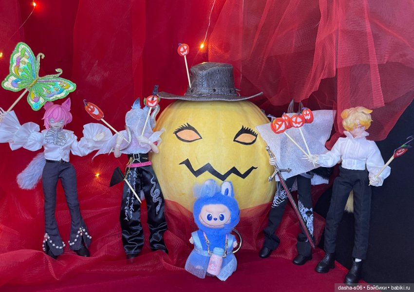 Хеллоуинские собаки — Куклы Simontoys и Come4Free (Blind Box): Teennar (фото 5)