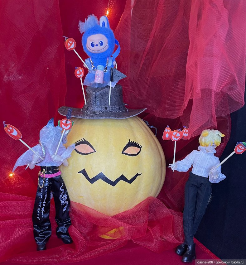 Хеллоуинские собаки — Куклы Simontoys и Come4Free (Blind Box): Teennar (фото 3)