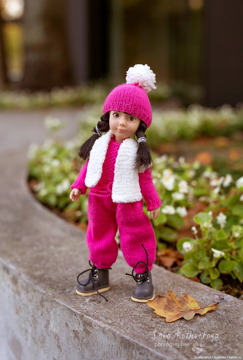 В Калининграде дожди — Коллекции игровых кукол (Playline): фото полок (фото 6)