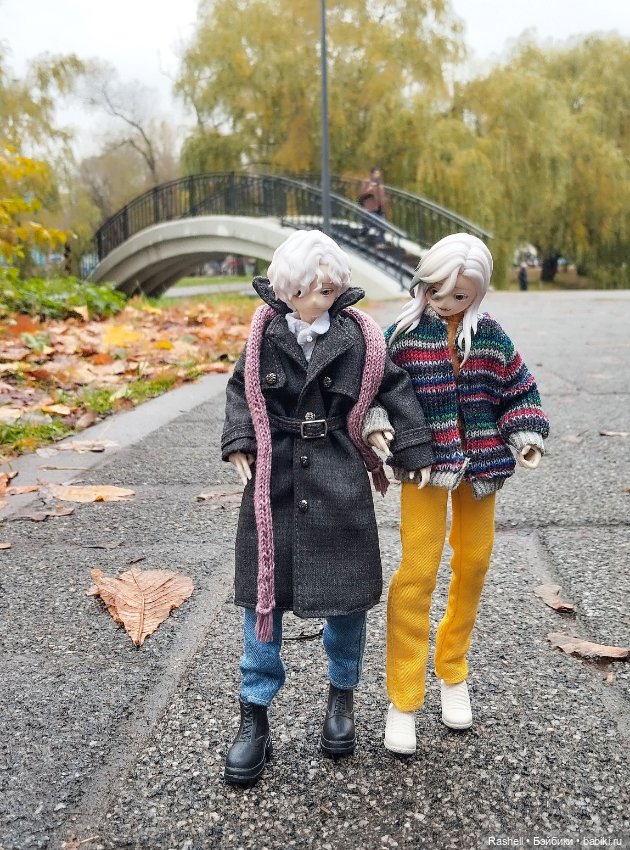 Осенний выгул песиков — Куклы Simontoys и Come4Free (Blind Box): Teennar (фото 2)