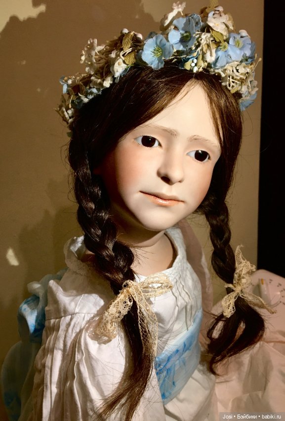 Прекрасная Fabienne в фарфоре от Ruth Treffeisen