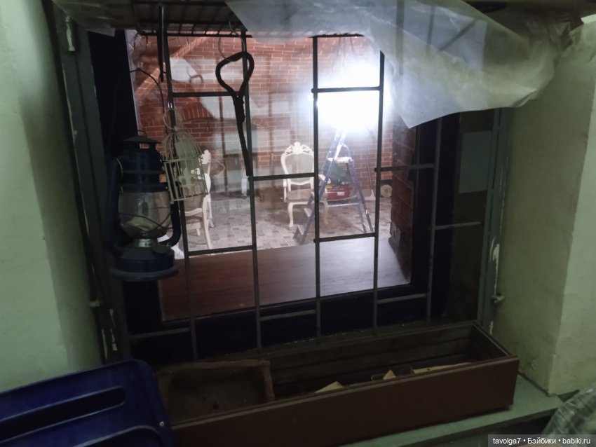 Аня "Умницы" Весна октябрь, Москва, Покровка