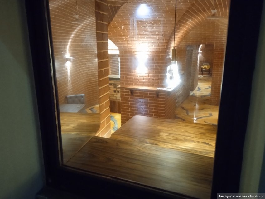 Аня "Умницы" Весна октябрь, Москва, Покровка