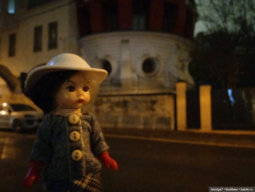 Аня "Умницы" Весна октябрь, Москва, Покровка