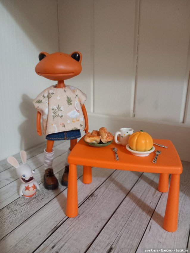 Что то на оранжевом — Фигурки Studio (фото 3)