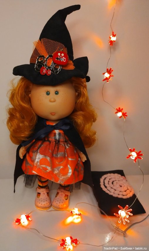 Маленькая Мия и её профессиональный праздник