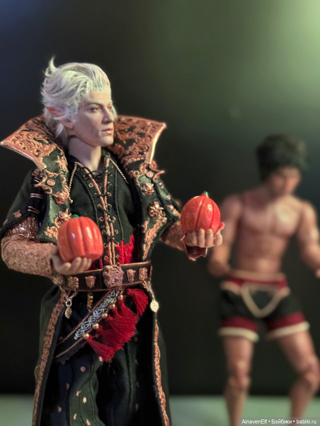 Астарион и костюм на Хэллоуин