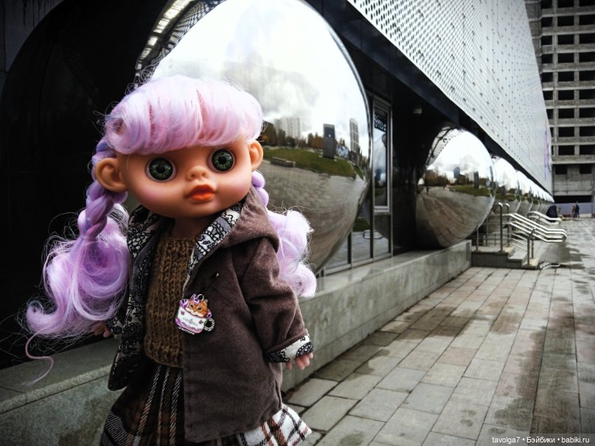 Девочка-Совя на улицах Москвы (фото 6)