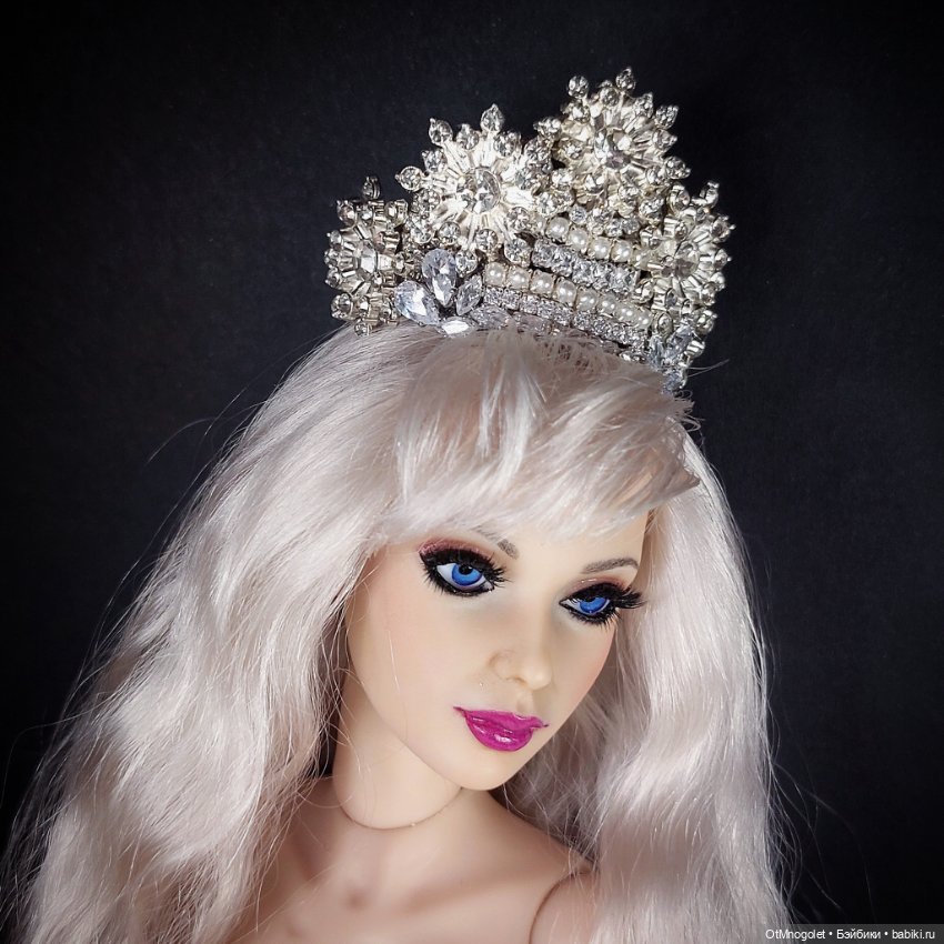 Диадемы, тиары и корона для ювелирного парика "Голливуд" (фото 5)