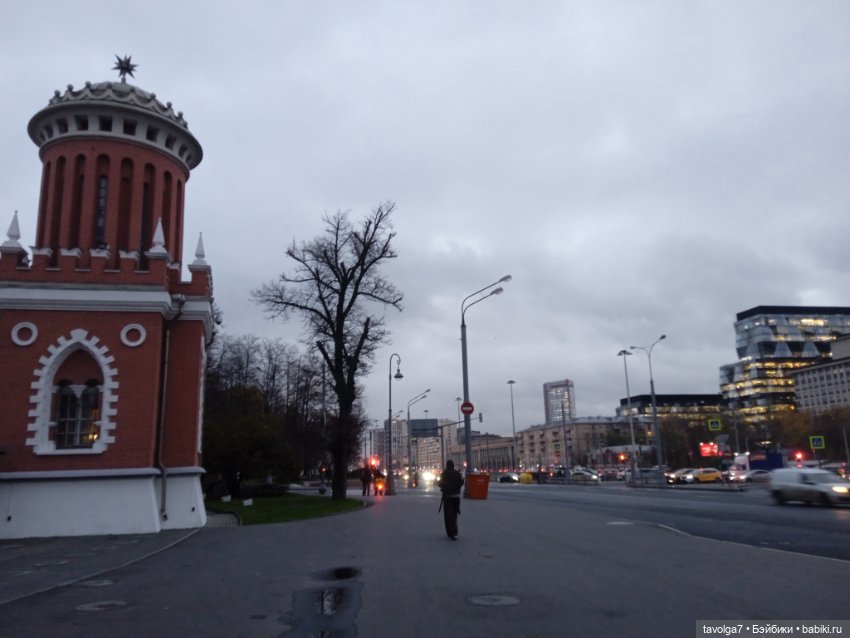 Хильди Remco и друзья в Петровском парке в Москве