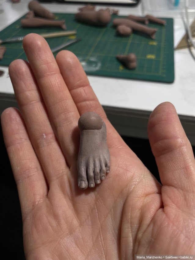 Доделала ступни 🥳 — Авторские шарнирные куклы своими руками: лепка