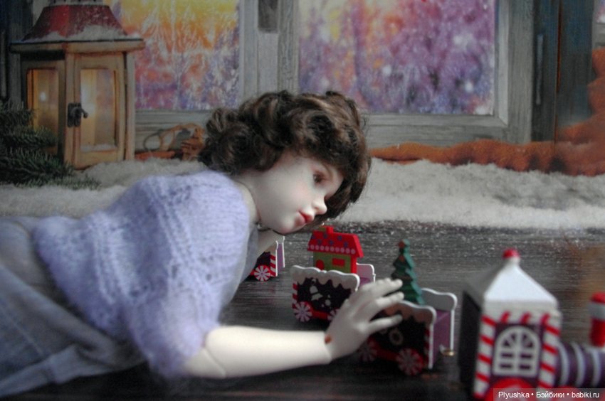 Рассматривая старые фотографии