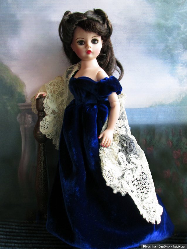 Рассматривая старые фотографии