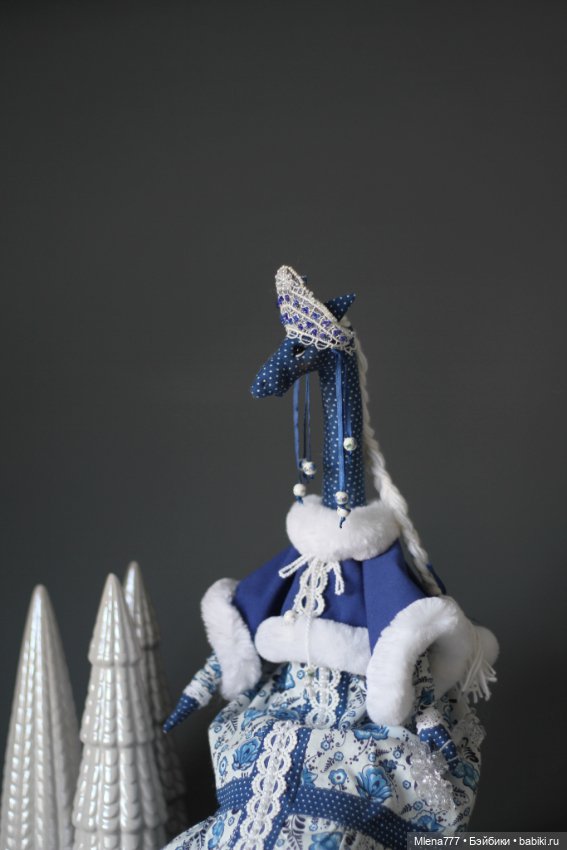 Лошадка . Гжель — Авторские текстильные куклы: Вальдорфские