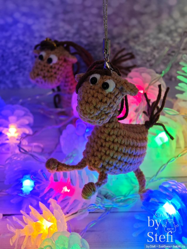 Конь Беж-Беж — Вязаные игрушки и амигуруми: крючком