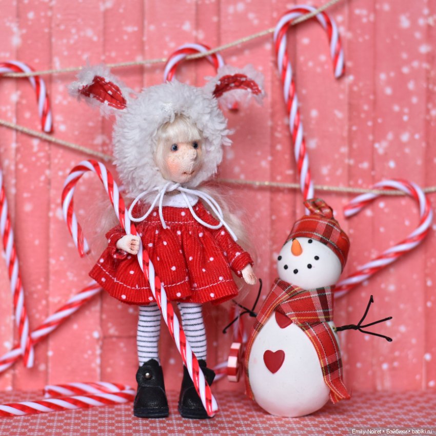 Новогодняя Зайка и леденцы