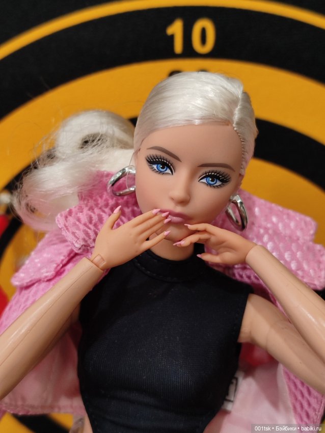 Кисти рук LOL OMG для Барбейских фотосессий