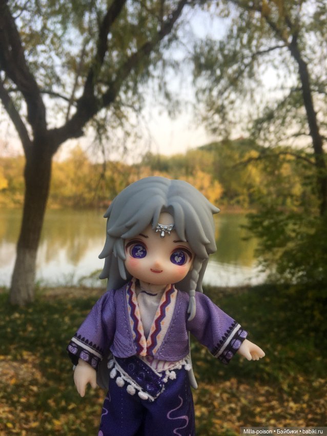 Ли Бин и винтажный мостик