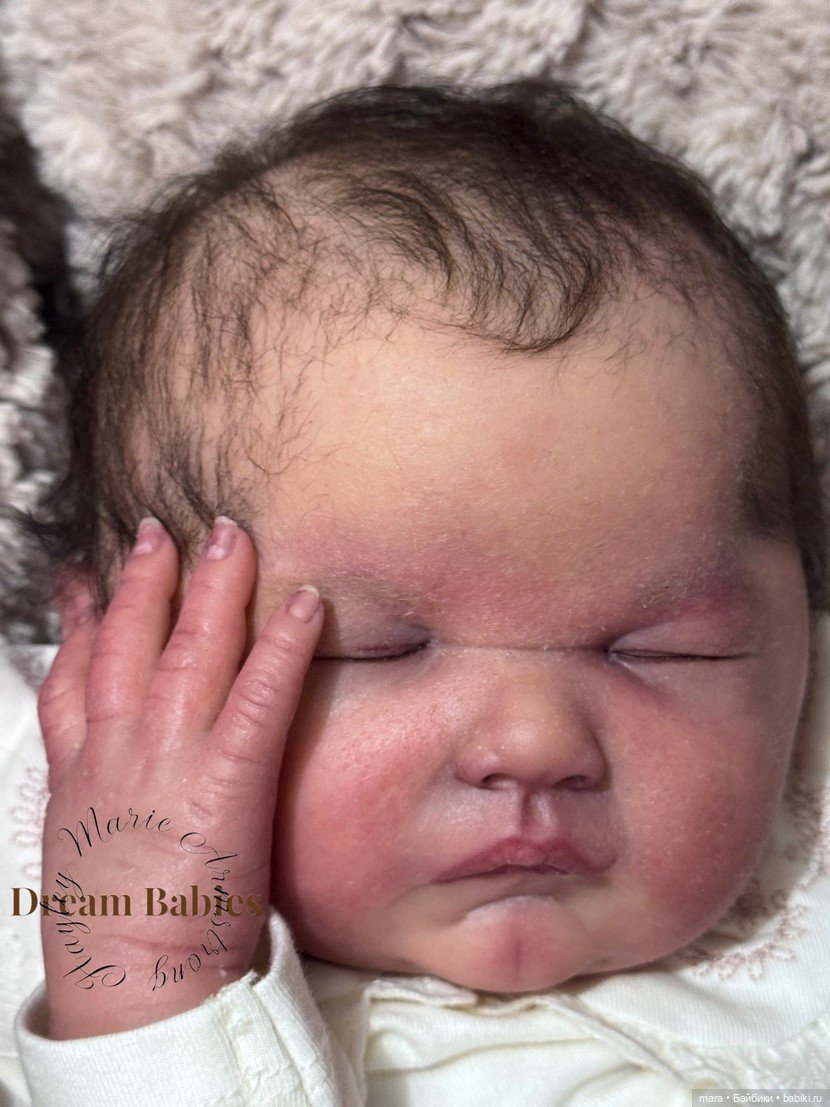 Emma Wendy Sue скульптора Melanie Ingold, автор прототипа Hayley Marie Armstrong