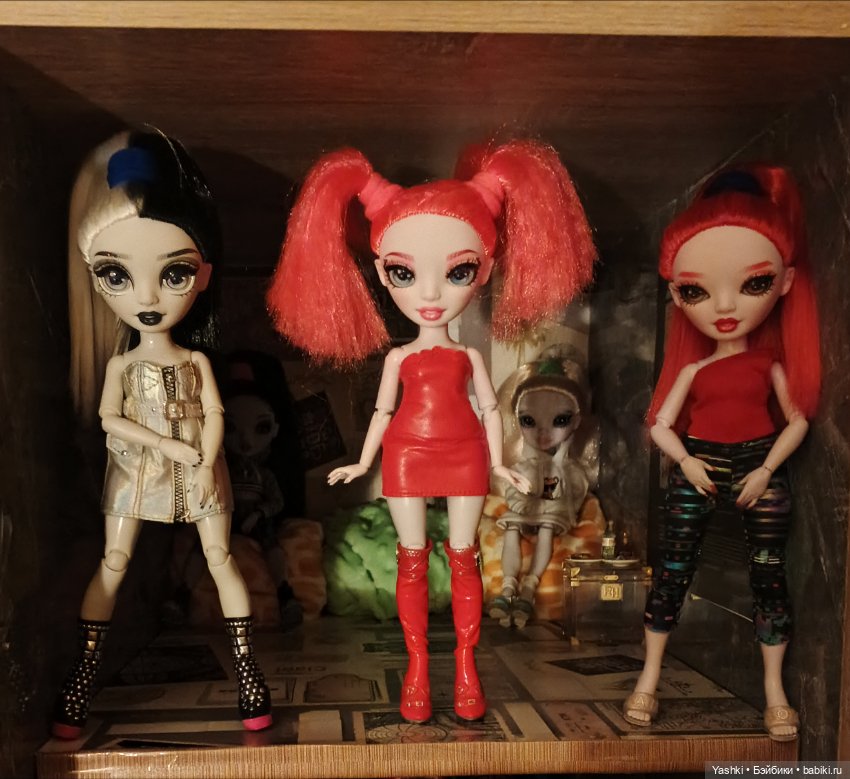 А тем временем Тенечки тоже готовили свои фото (фото 2)