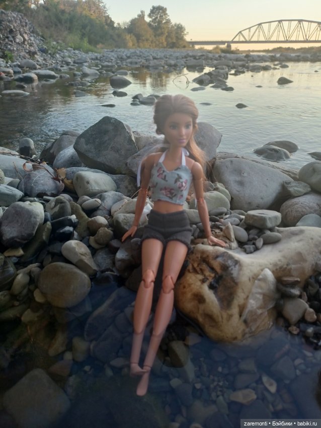 На речке — Куклы Barbie (Барби): Looks