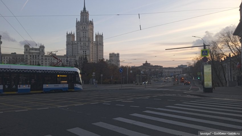 "Может быть, константа - цвет глаз"