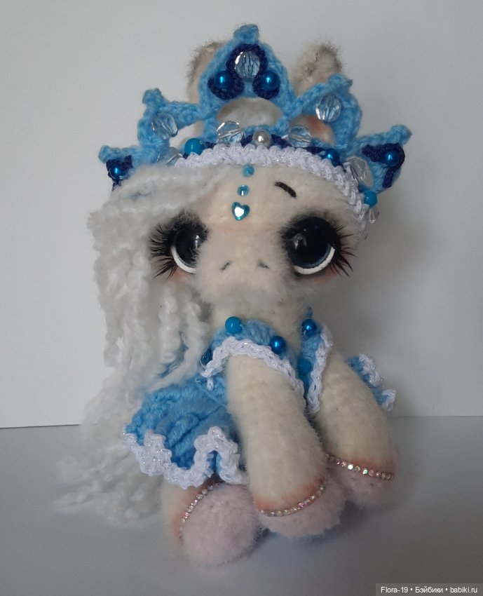 Лошадка Снегурочка — Вязаные игрушки и амигуруми: крючком (фото 3)