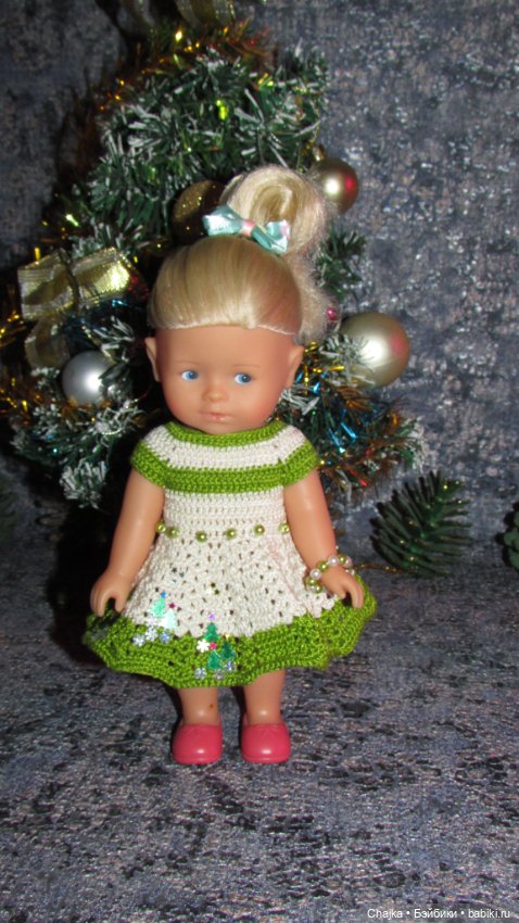 Вязаное платье «Новогодняя ёлочка» на кукол Corolle mini 20 см. Предновогодний показ "Рождественская Сказка для кукол"