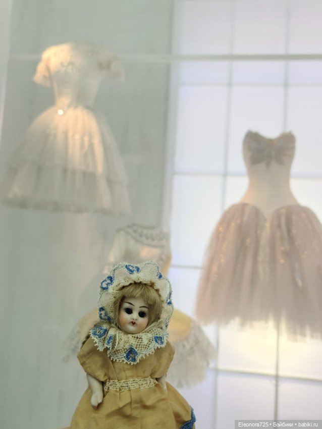 Элизабета в Санкт-Петербурге. Часть 1. Выставка "Пьер и Сильфиды"