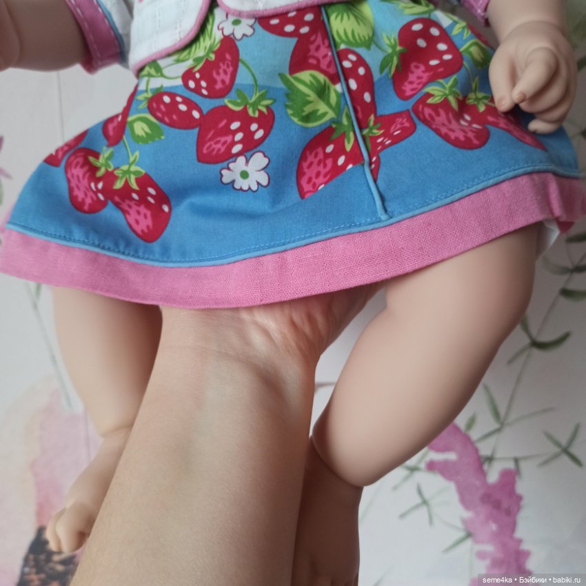 Кукла Adora клубничка — Куклы Adora (Адора): коллекционные виниловые (фото 4)