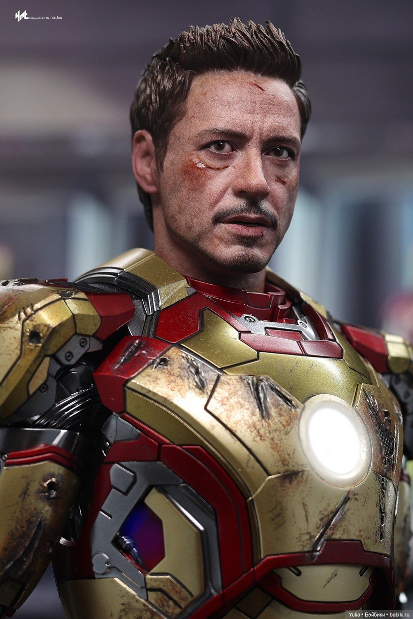 Фигурка Железного человека Mark XLII (2.0) - Hot Toys (фото 9)